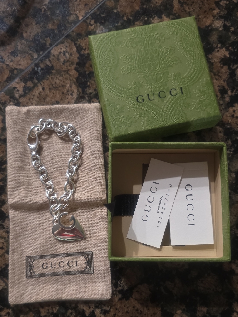 Gucci Silver Heart Charm Chain Bracelet with Green Box